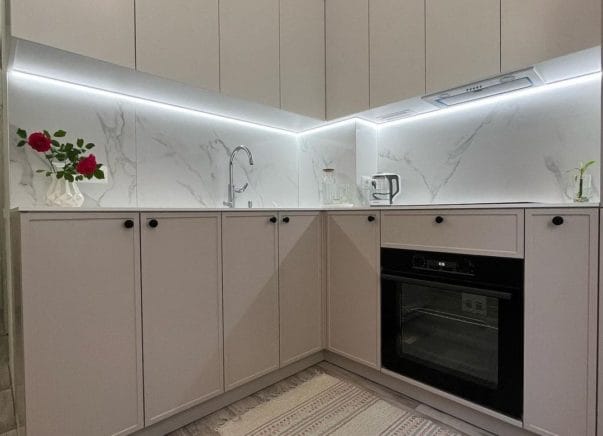 Угловая кухня Розали 1,8х1,8 м