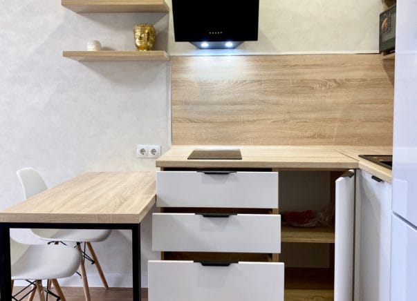Кухня с барной стойкой Этери 1,2х2х1,4 м