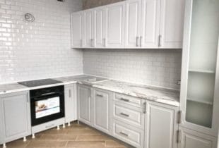 Угловая кухня Камертон 2х2,4 м
