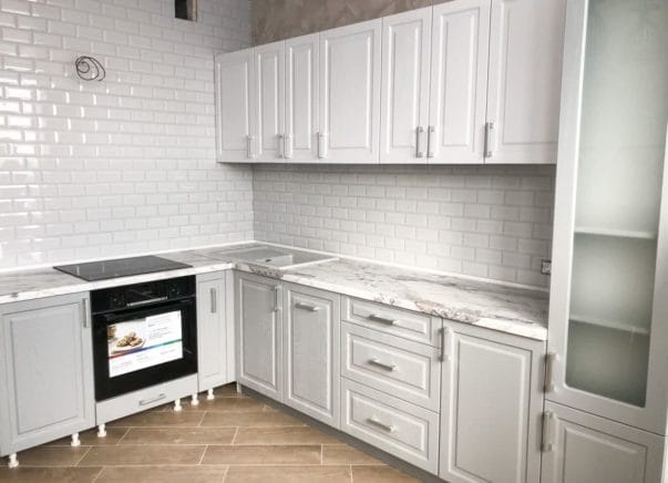 Угловая кухня Камертон 2х2,4 м