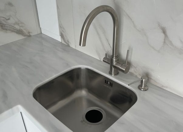 Угловая кухня Валенсия 2,4х1,4 м