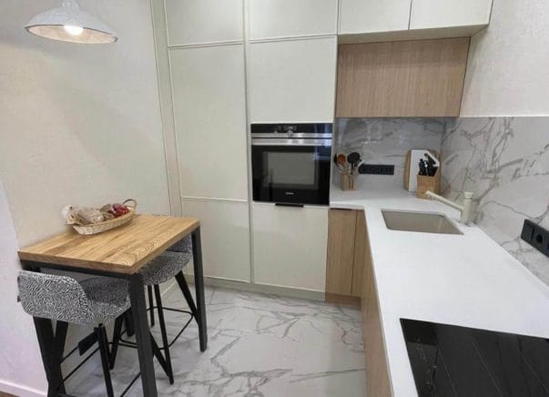 Угловая кухня Есения 2,4×3 м